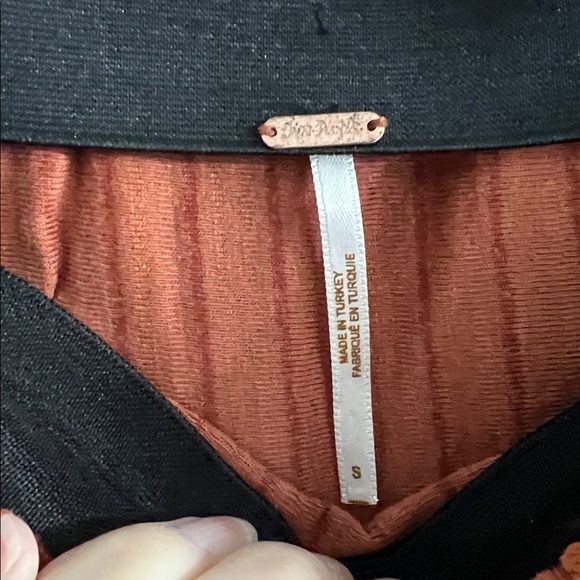 Free People EUC Size S A-Line Mini Skirt, Unlined, Elastic Waist, Smoke Free - Picture 2 of 10